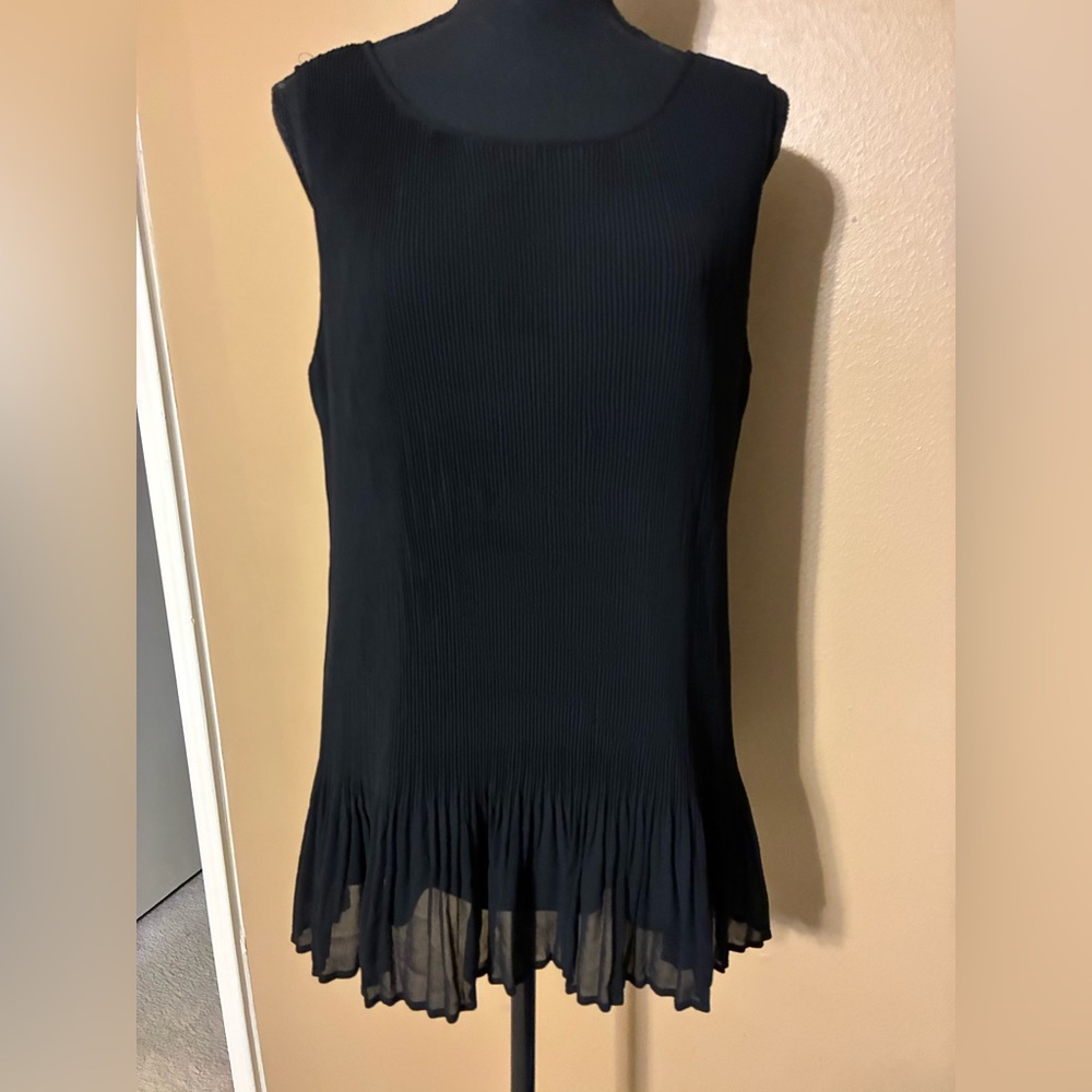 Roz & Ali Elegant Black Sleeveless Blouse